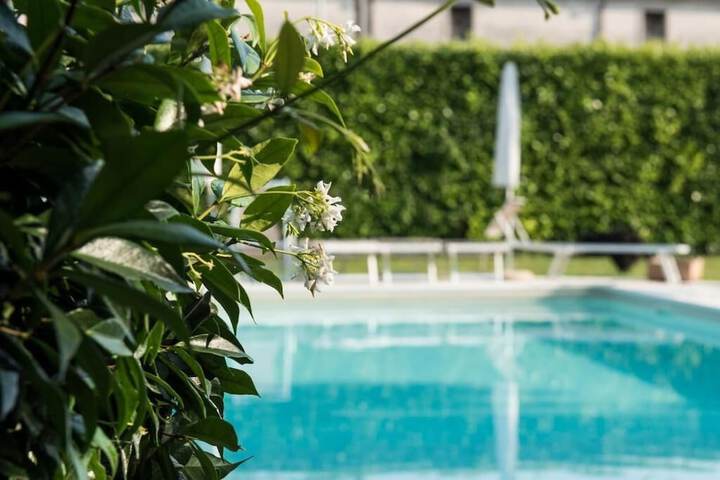 Pool 37 of 63