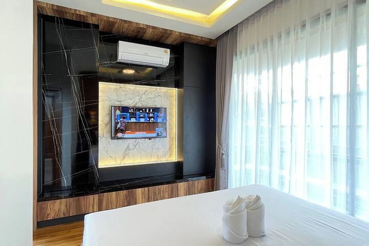 Room 20 of 34