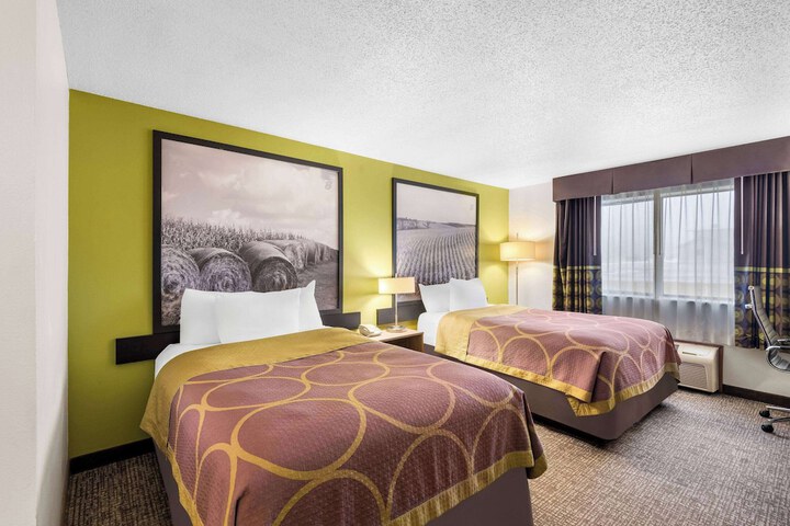 2 Double Beds (4 of 5)