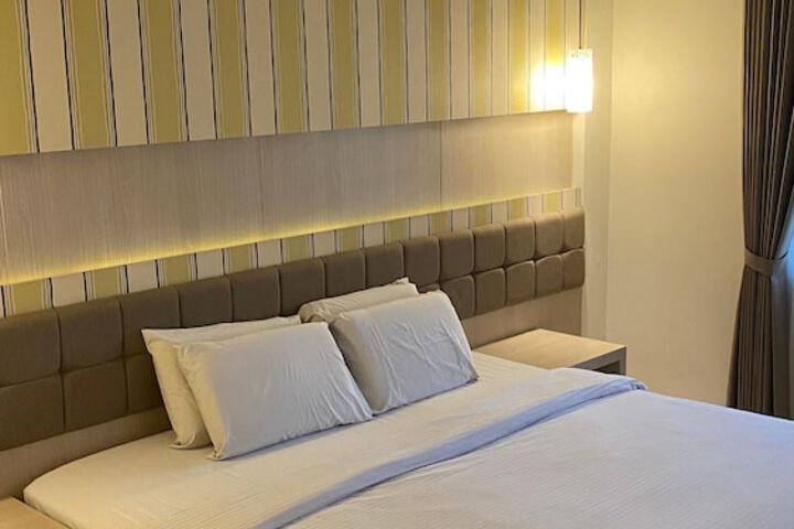 Room 14 of 39