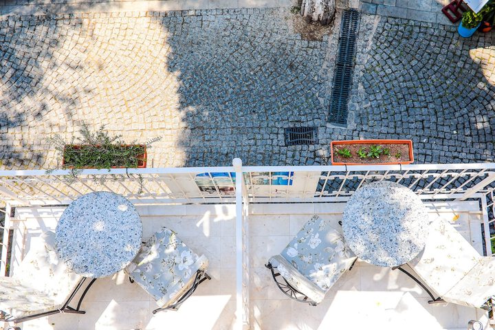 Terrace/Patio 48 of 77