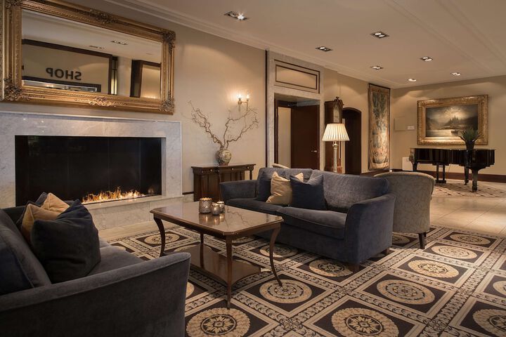 Lobby Entry