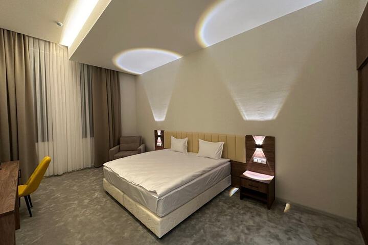 Room 17 of 45