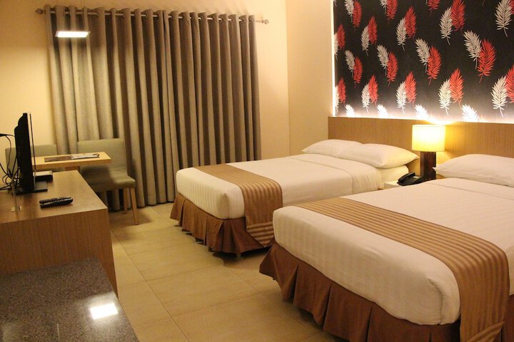 Room 9 of 97