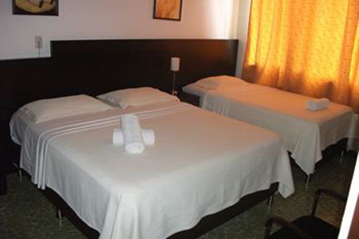 Room 5 of 25