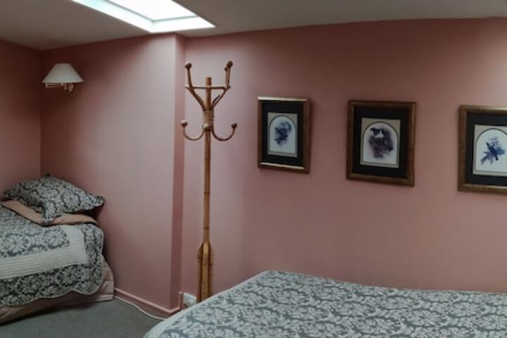 Room 7 of 40