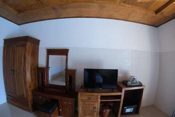 Room 17 of 56