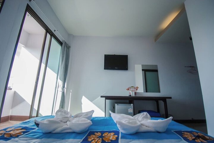 Room 4 of 31