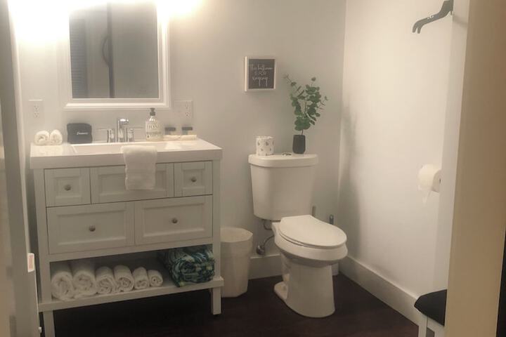 Room 43 of 68