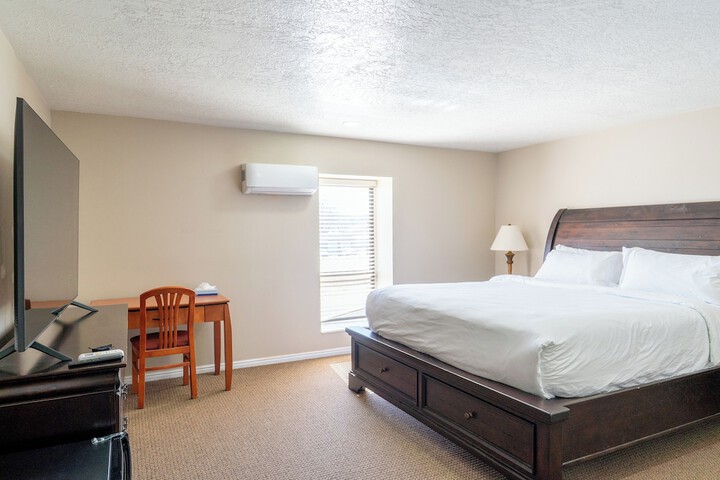 Room 35 of 113
