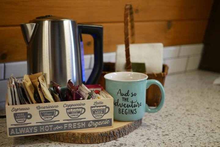 Breakfast/Coffee Service 11 of 17