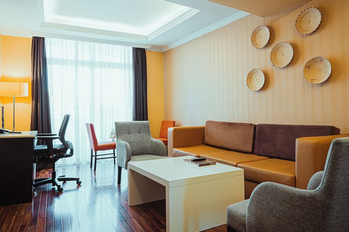 Room 15 of 44