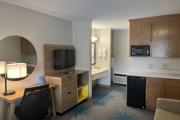 2 Double Beds (7 of 15)