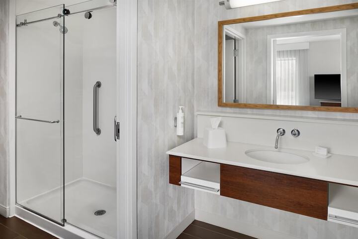 Clean Restrooms
