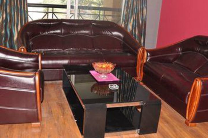 RISHON SUITE