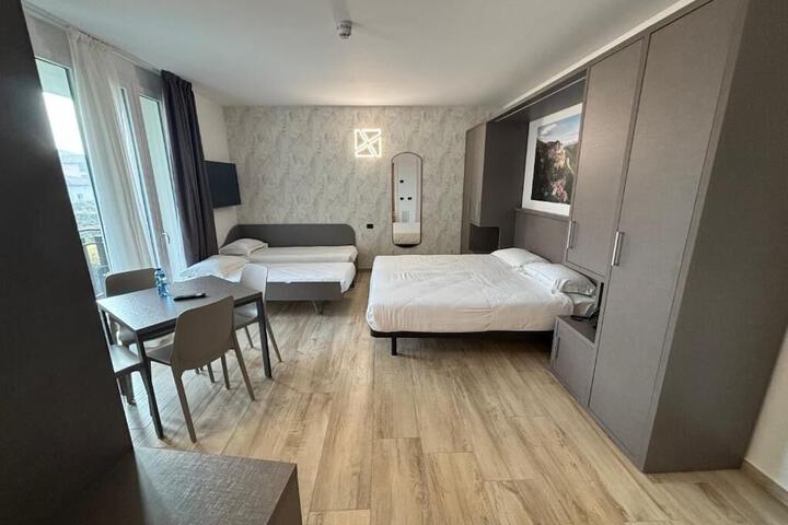 Room 14 of 57