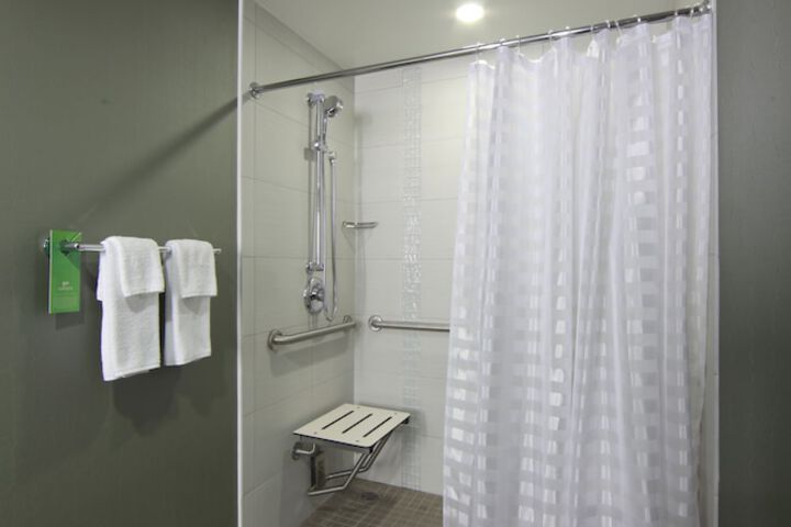 Room 20 of 39