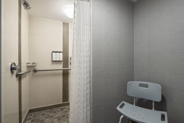 Clean Restrooms
