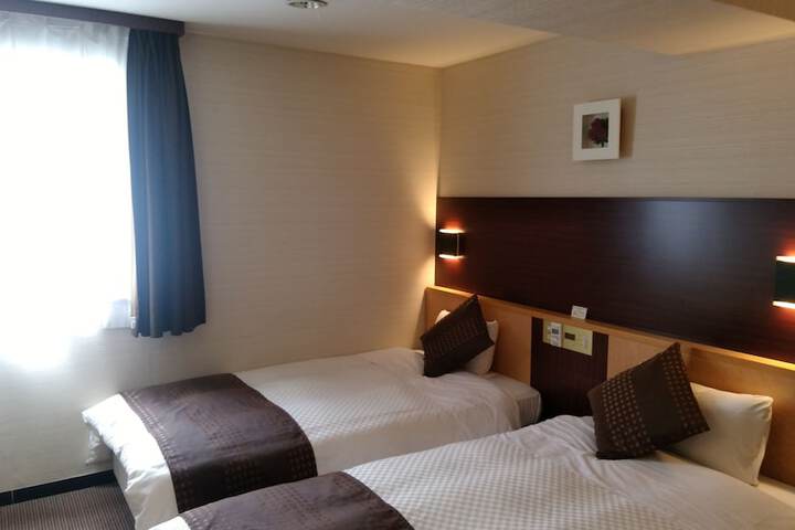 Room 18 of 84