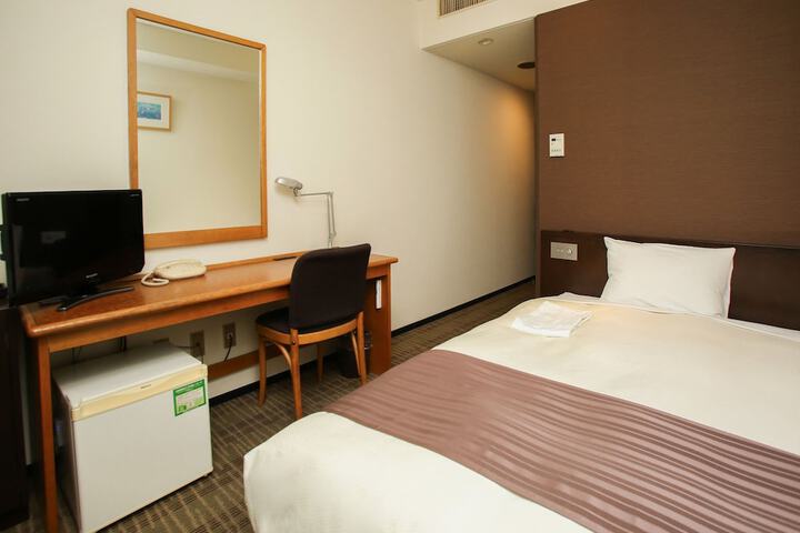 Room 4 of 31