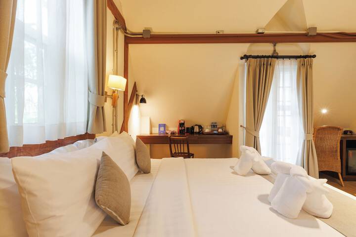 Room 20 of 193