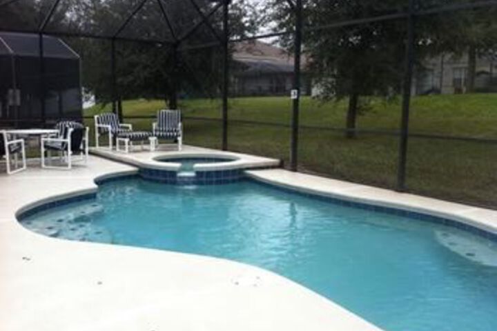 Pool 14 of 15