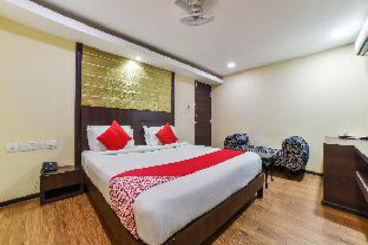 OYO 4668 Hotel Ocean Residency