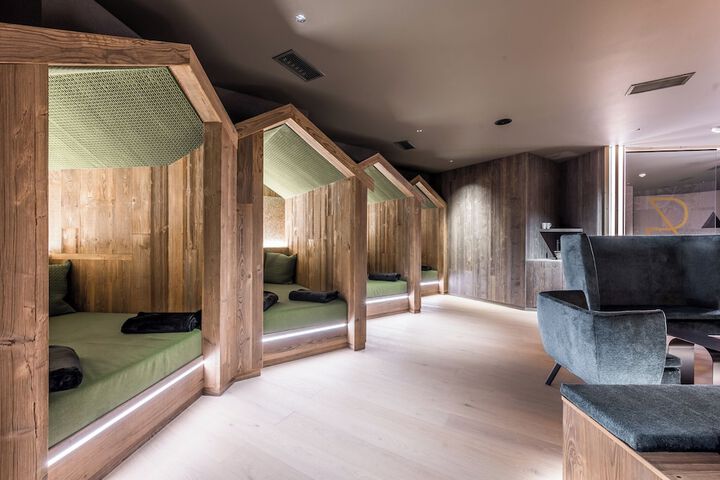 Hotel Interior 175 of 192
