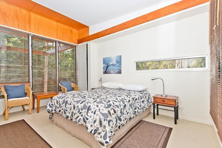 Room 2 of 13