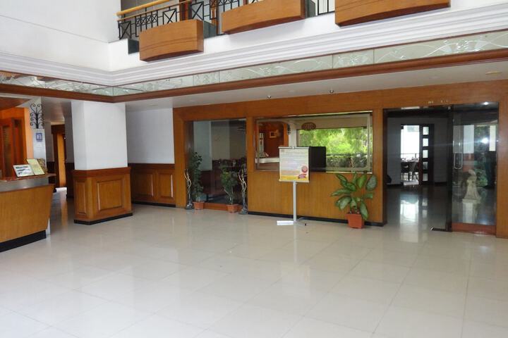 Hotel Interior 6 of 181