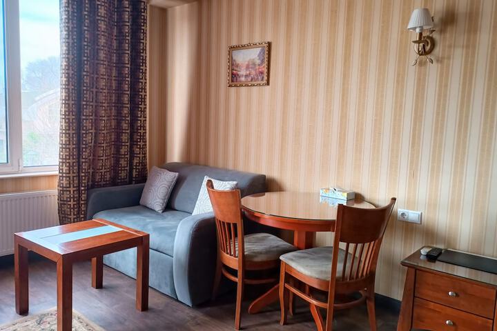 Room 87 of 151