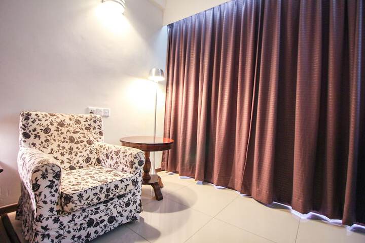 Room 30 of 44