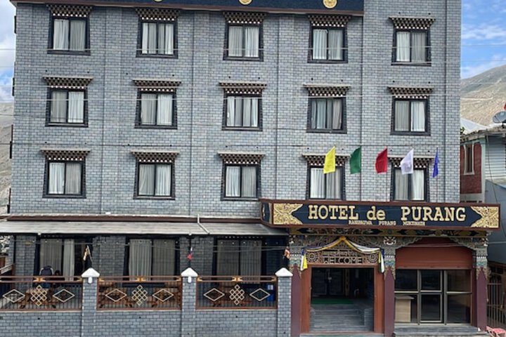 Hotel De Purang