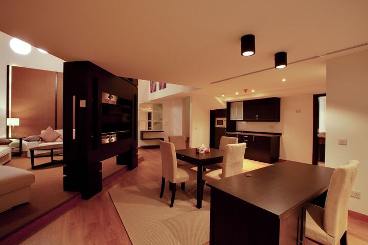 Room 11 of 22