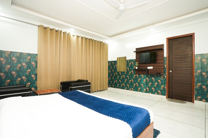Room 14 of 41