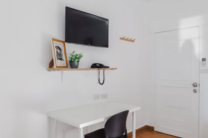 Room 20 of 85