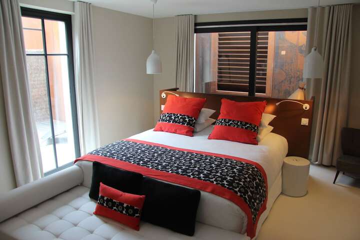 Room 14 of 101