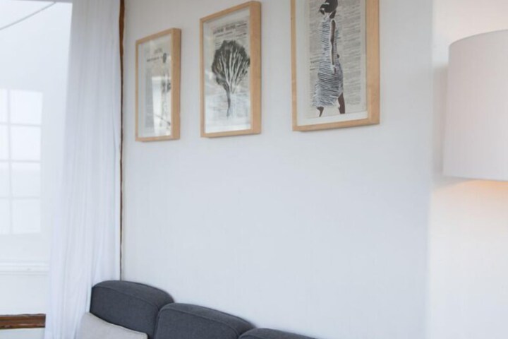 Room 25 of 94