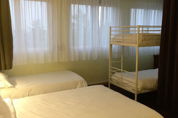Room 11 of 23