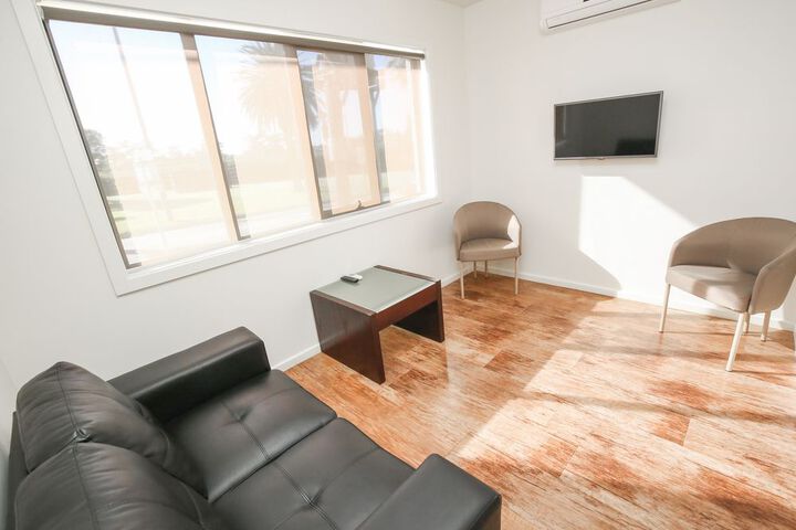 Room 12 of 25