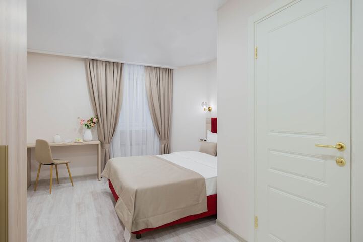 Room 26 of 61