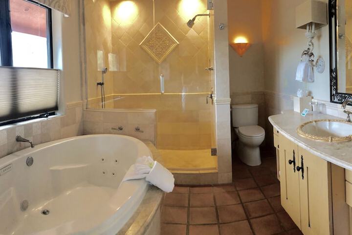 Room 172 of 285