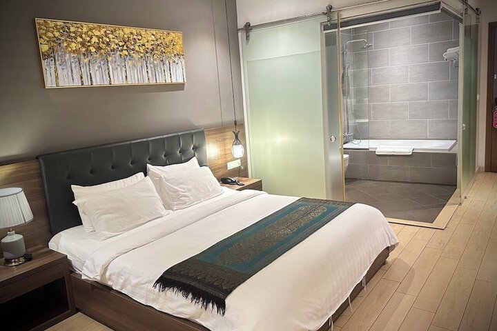 Room 44 of 145