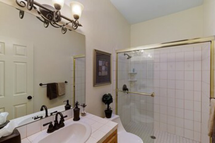 Room 4 of 31