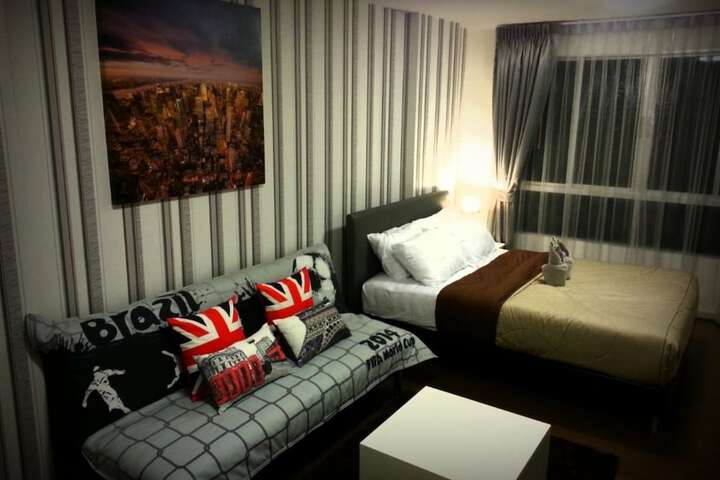 Room 5 of 14