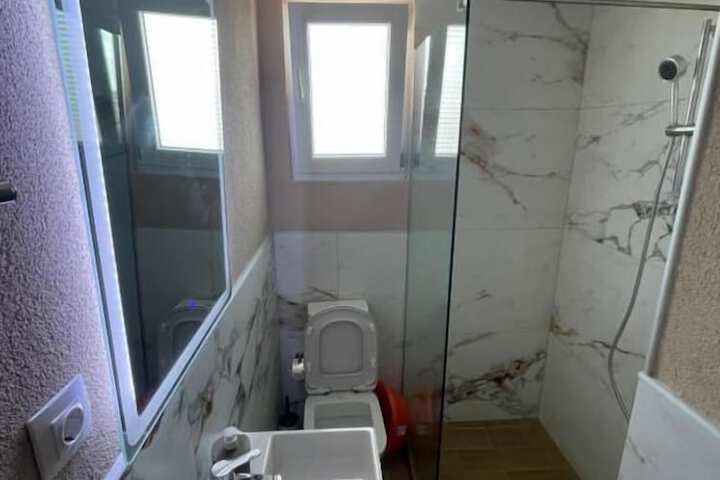 Room 19 of 24