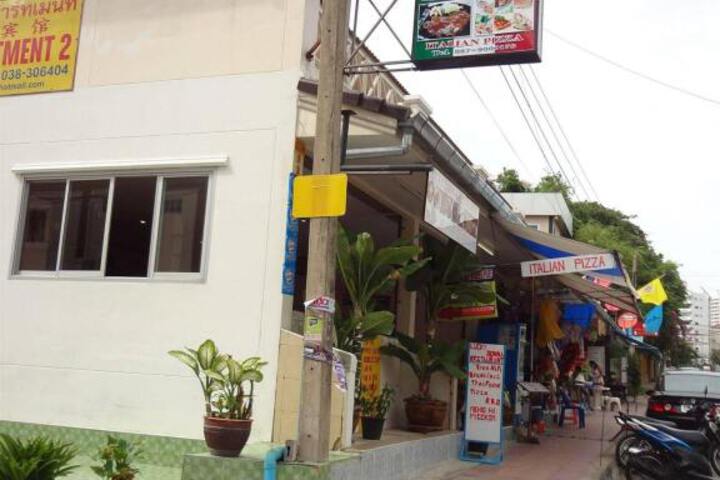 Photo 1