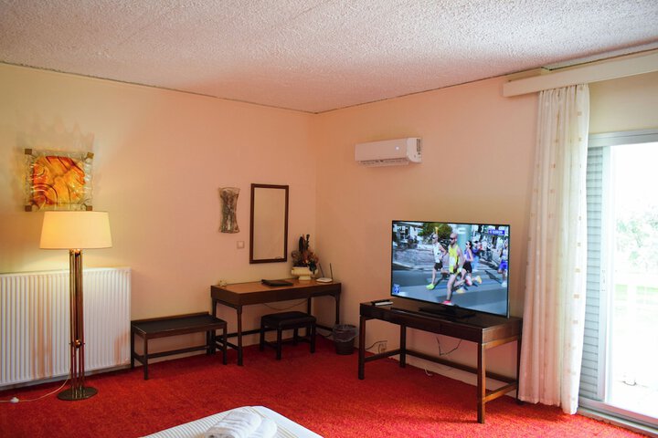 Room 117 of 261