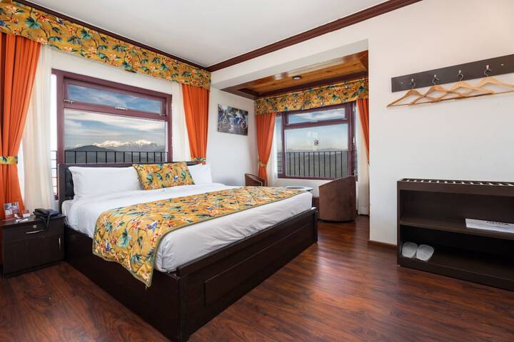 Room 18 of 30