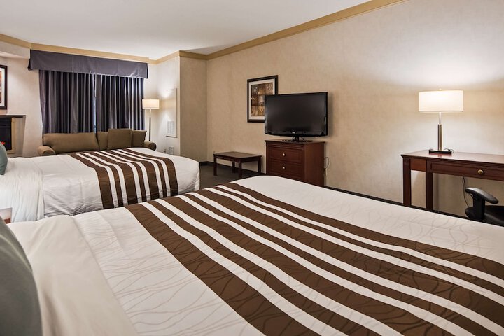 Room 21 of 118